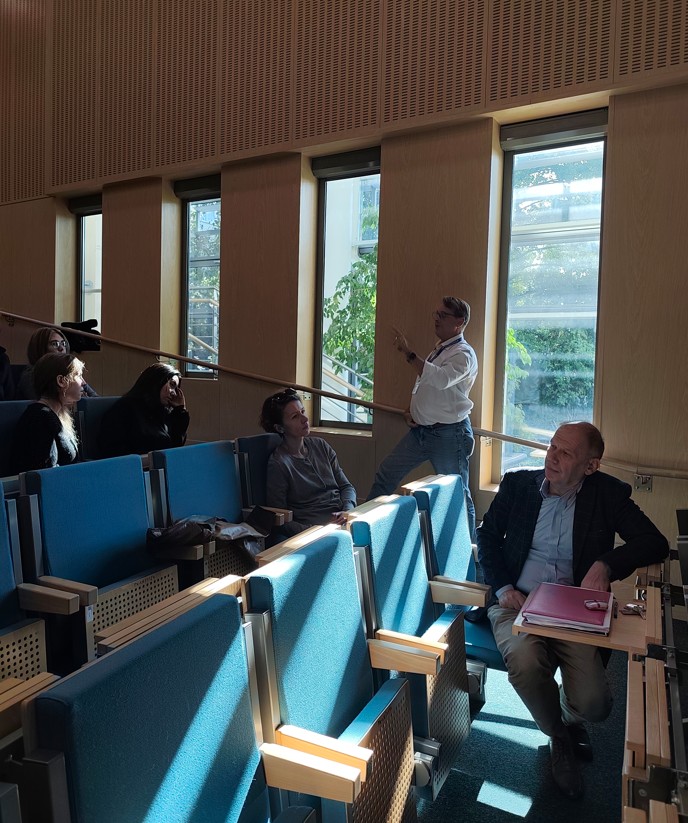 Wykład gościnny Grega Gibba z organizacji Global Volunteers