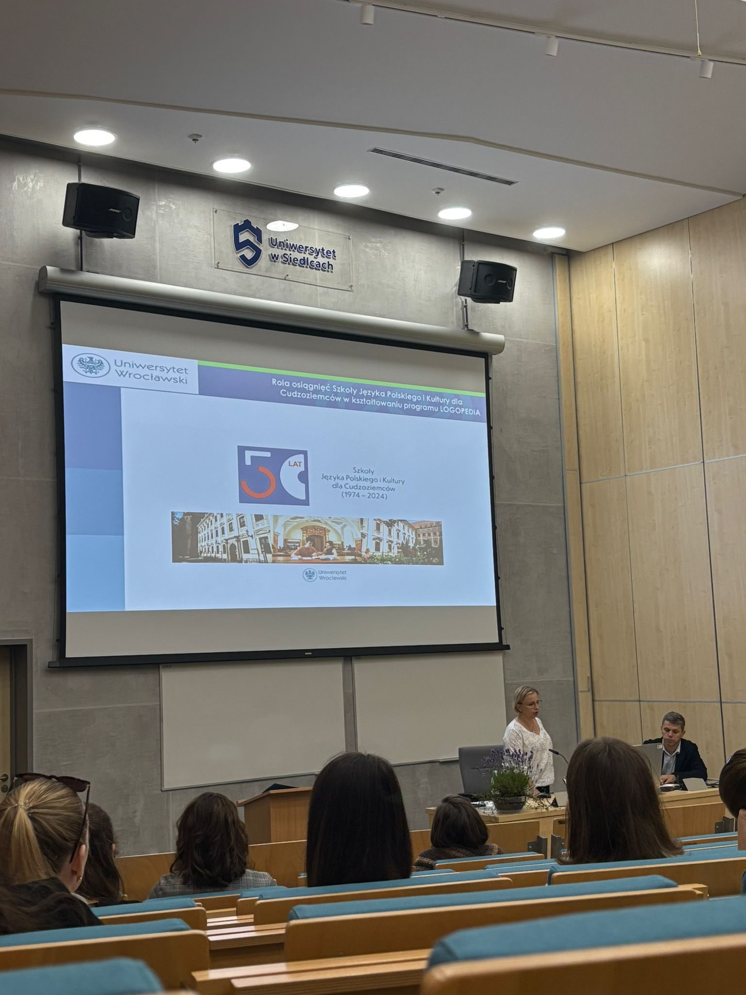 Na zdjęciu uczestnicy konferencji 